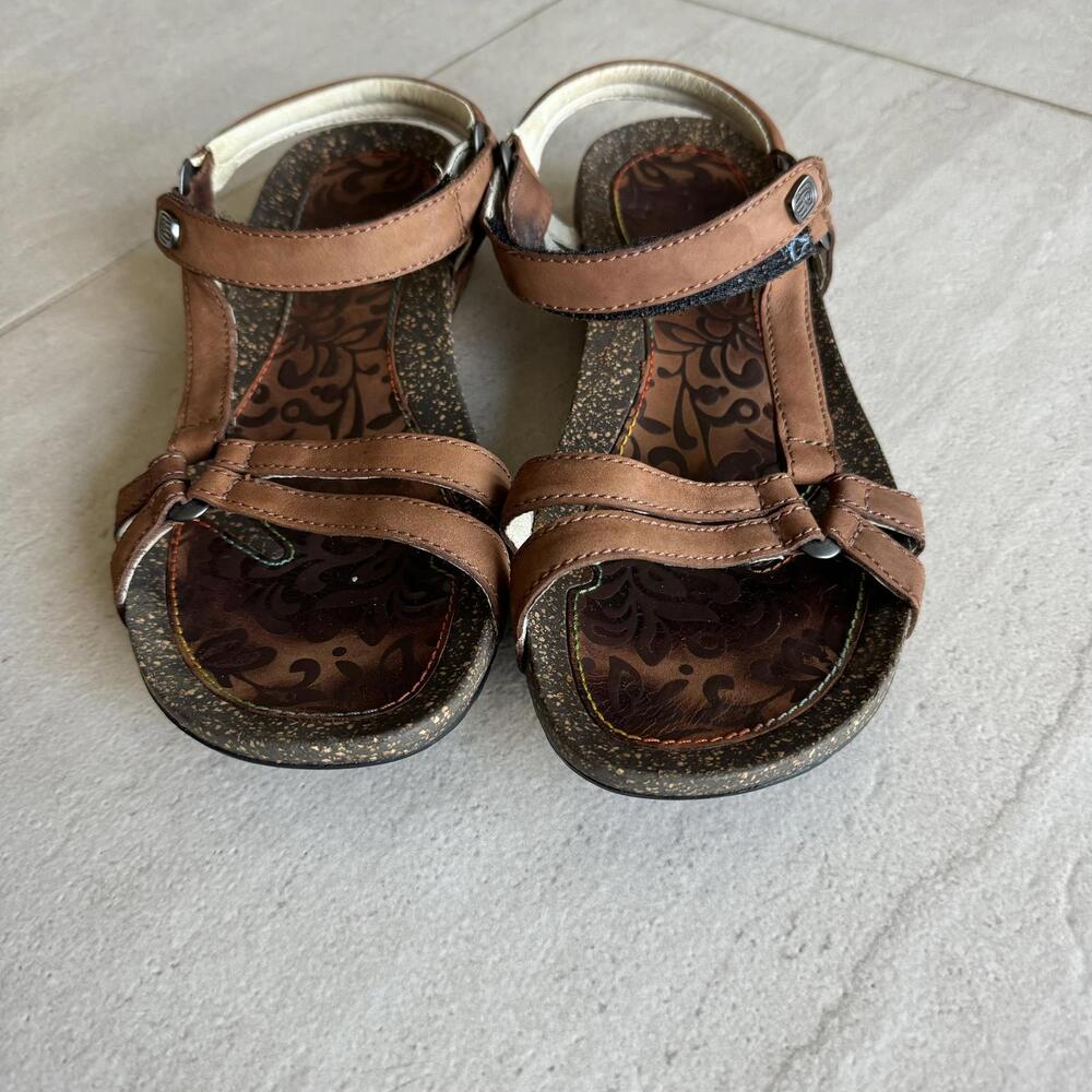 Teva Ventura Comfortable Brown Leather Sandals for Summer Size 8.5 - Picture 3 of 7
